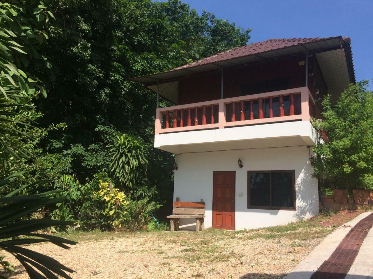 Settee Homestay Nan Eksteriør bilde