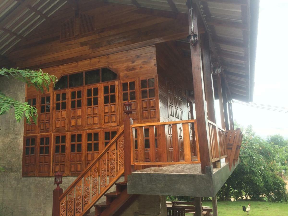 Settee Homestay Nan Eksteriør bilde
