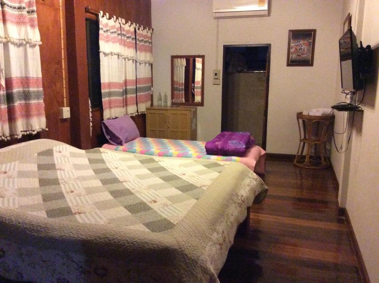 Settee Homestay Nan Eksteriør bilde