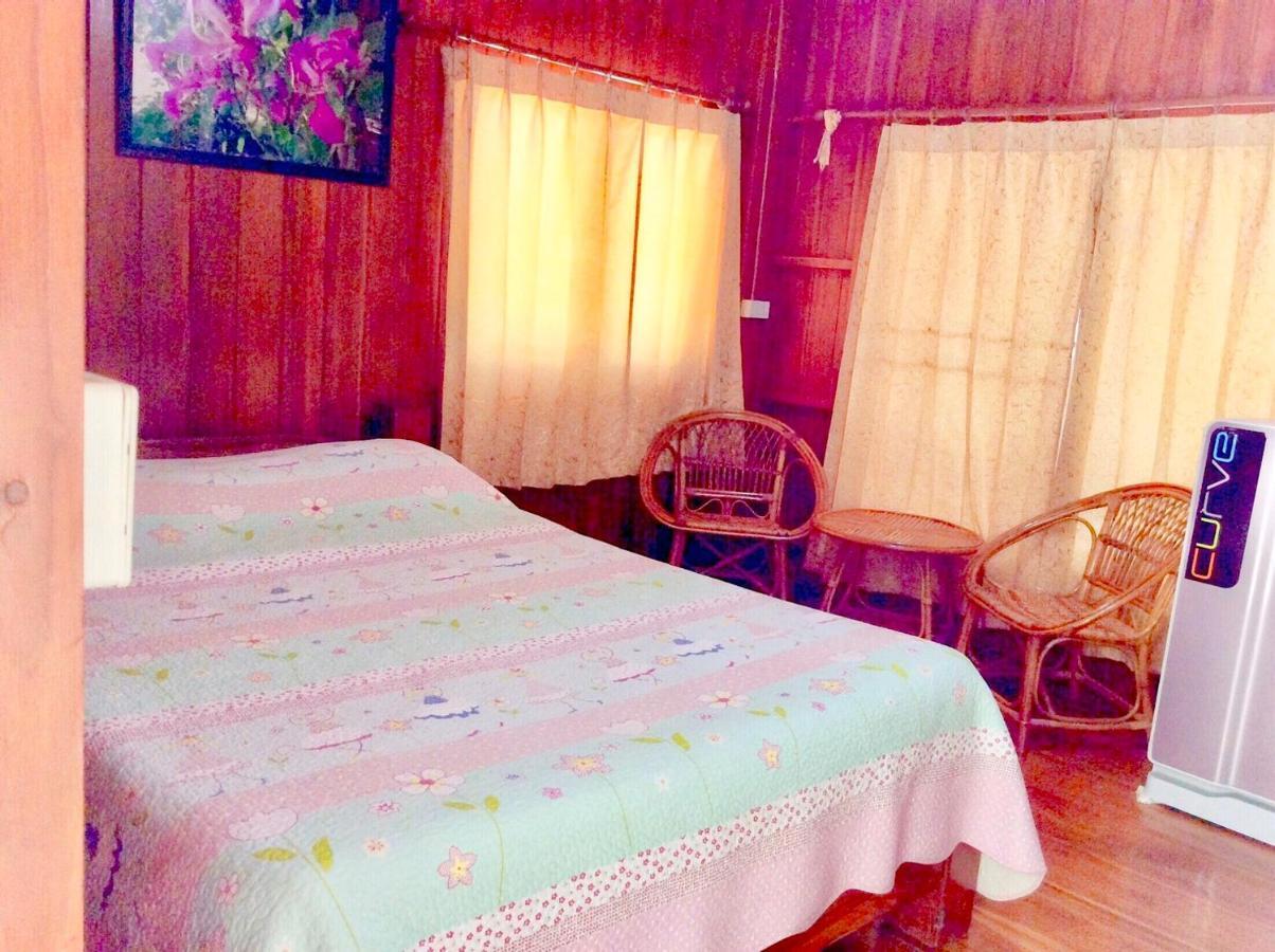 Settee Homestay Nan Eksteriør bilde